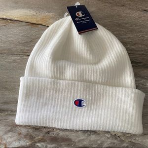 New with tags champion beanie